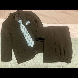 Boys size 5 black pinstripe suit